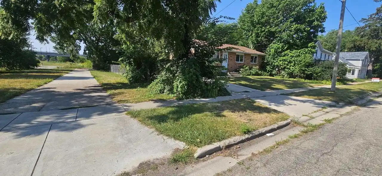 2nd image of 208 W Candise Street Street, Jefferson, WI 53549 | MLS# 2021865