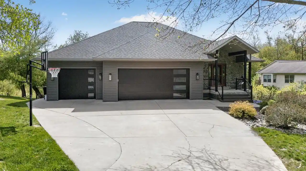Homes for sale in Mount Horeb, WI | 801 Nordic View View, Mount Horeb, WI 53572 | MLS# 2021879