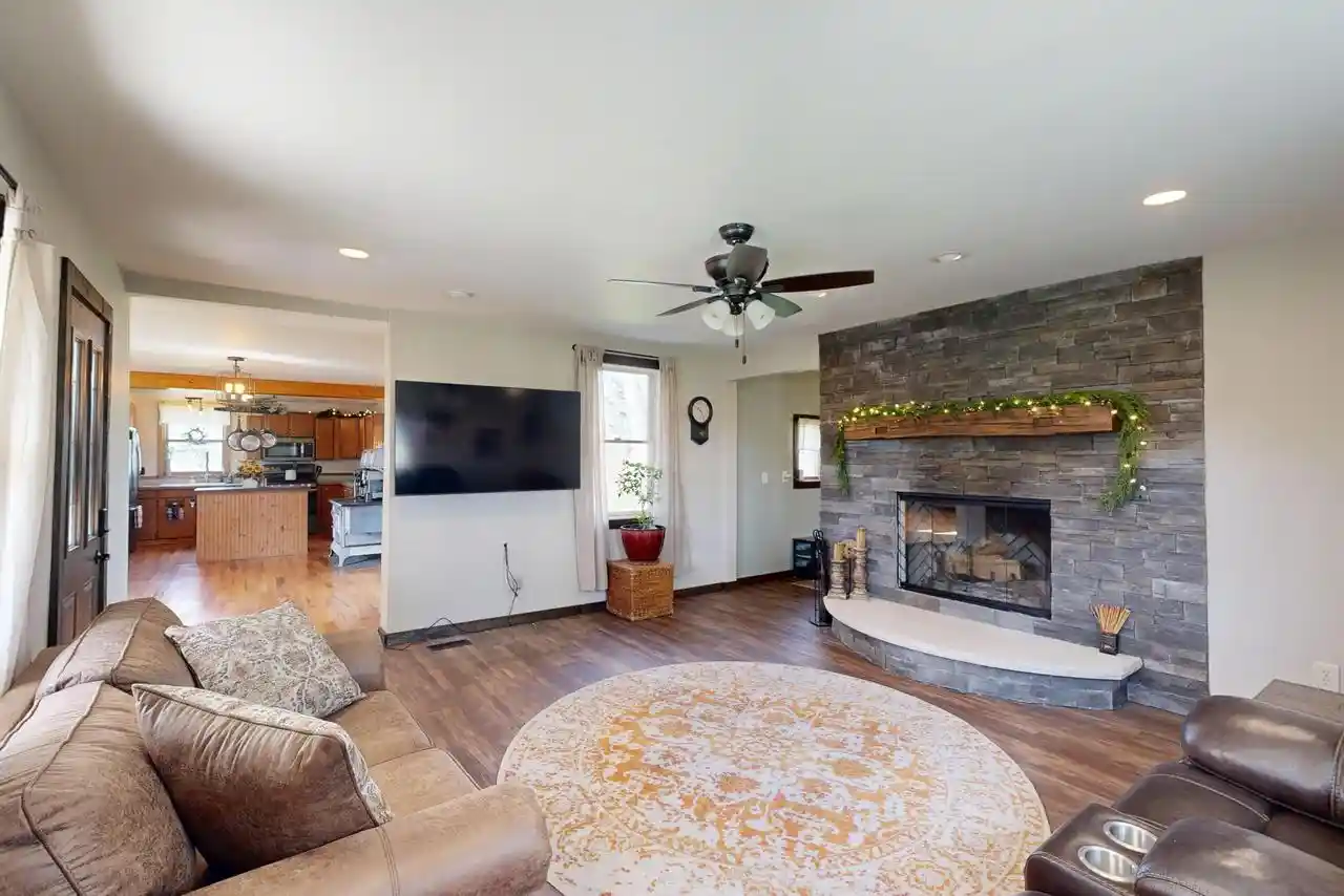 4th image of N2312 County Road J, Fort Atkinson, WI 53538 | MLS# 2021893