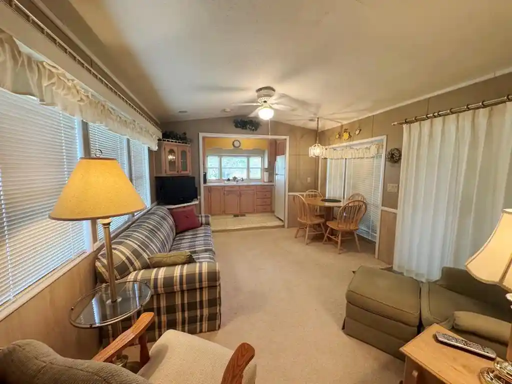 4th image of 424 Skyline Dr Dr, Edgerton, WI 53534 | MLS# 2021908