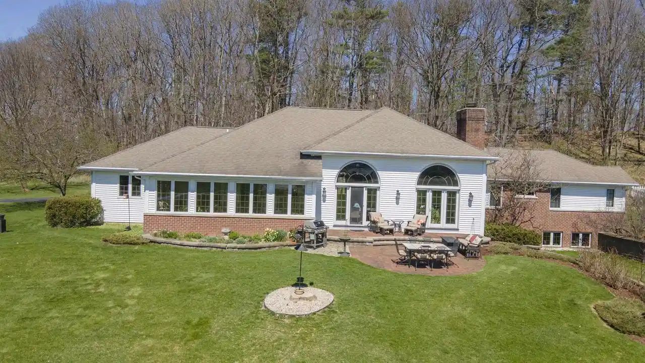 Homes for sale in New London, WI | N4655 Quintessence Court Court, New London, WI 54961 | MLS# 50324476