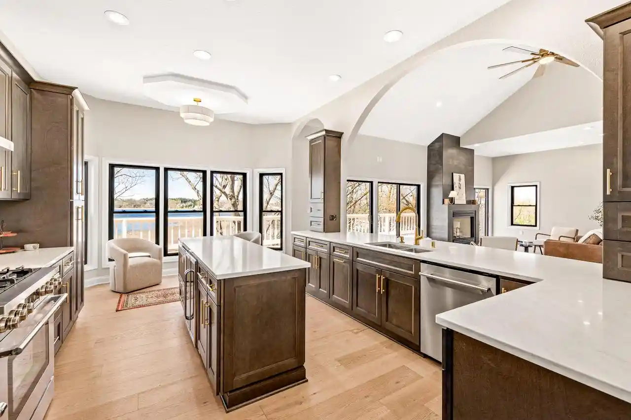 4th image of 1835 N Davies Dr Dr, Oconomowoc, WI 53066 | MLS# 1960015
