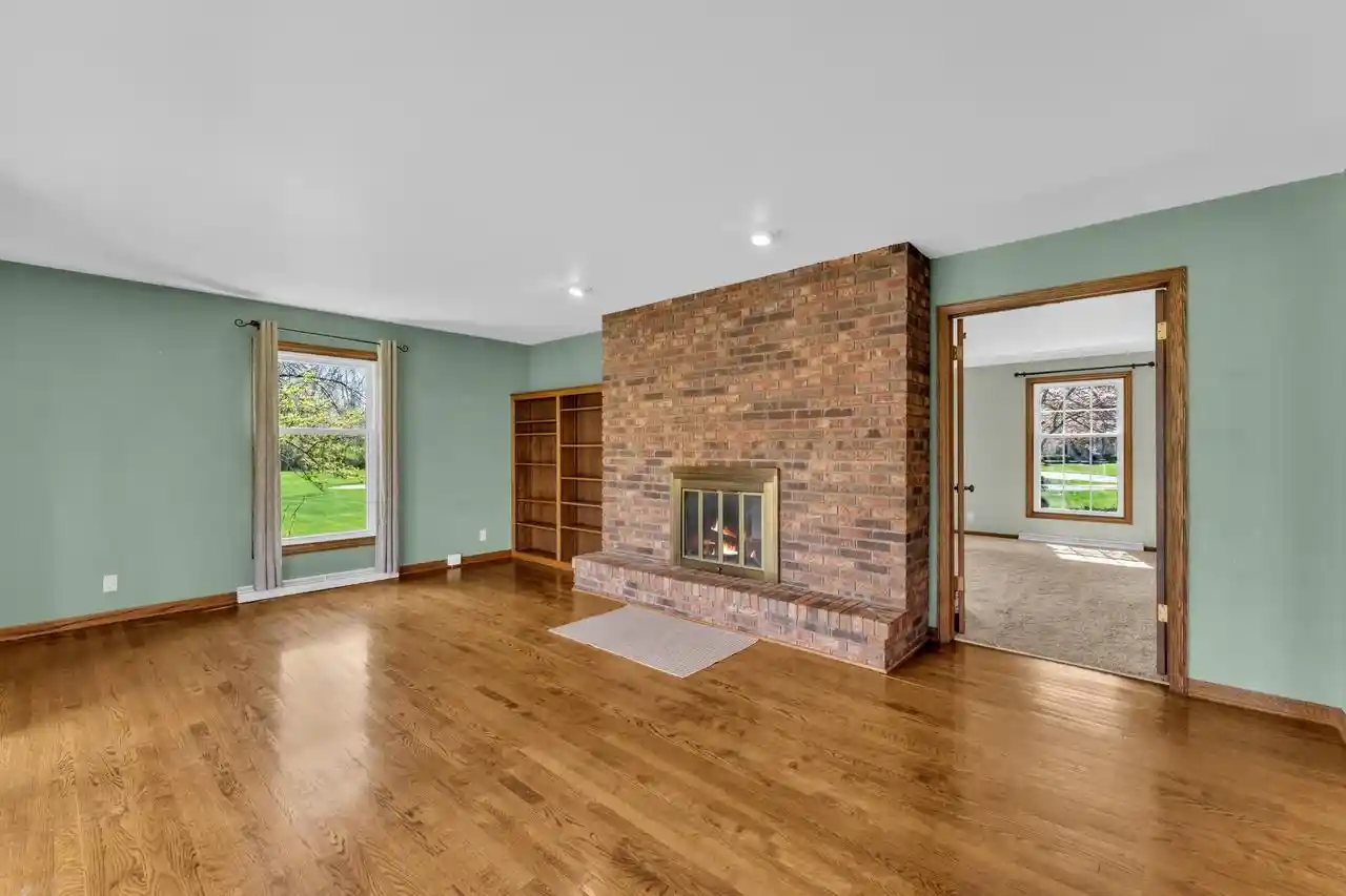 Homes for sale in Wind Point, WI | 7 Sprucewood Court Court, Wind Point, WI 53402 | MLS# 1960027