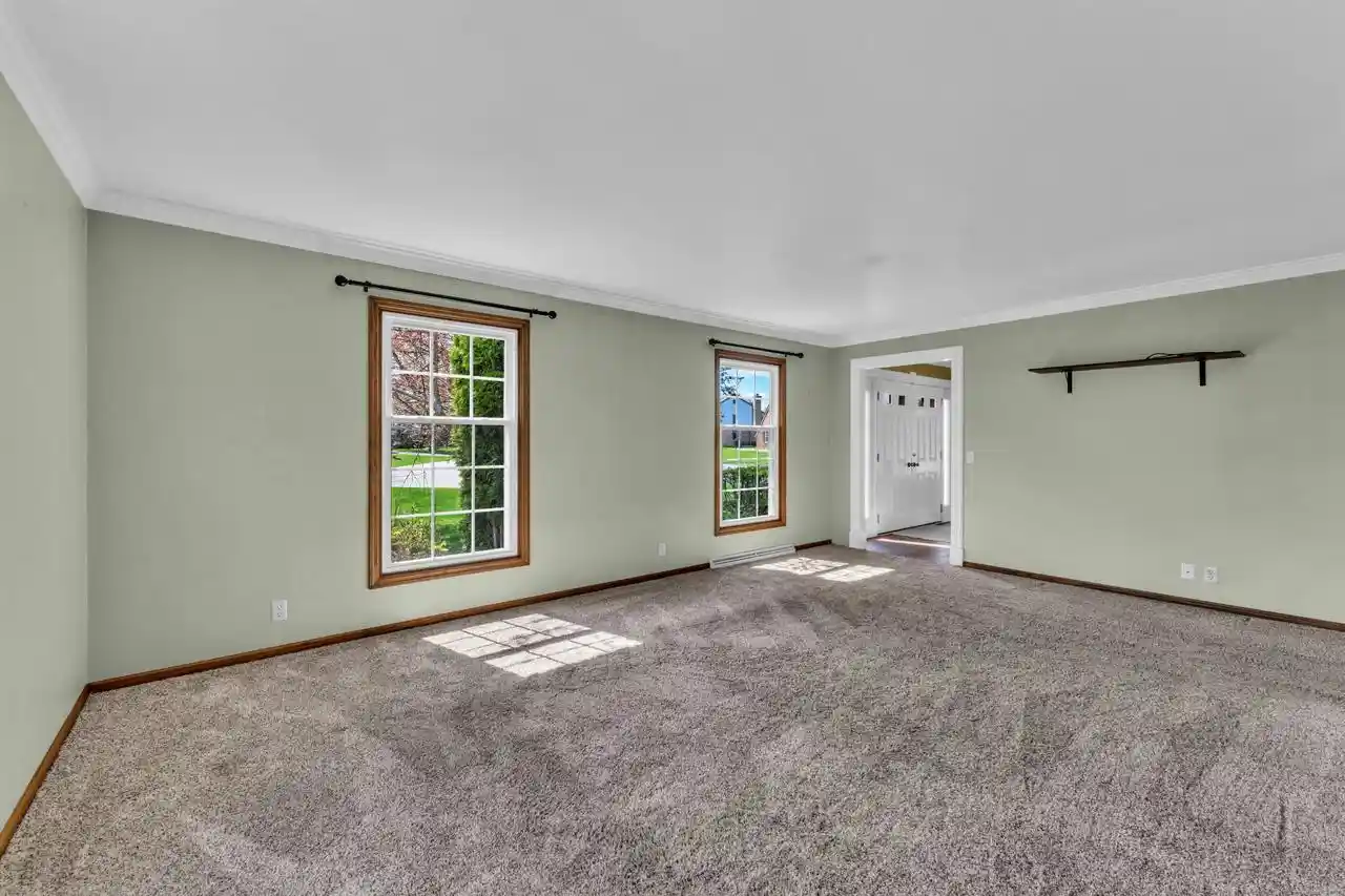 Homes for sale in Wind Point, WI | 7 Sprucewood Court Court, Wind Point, WI 53402 | MLS# 1960027