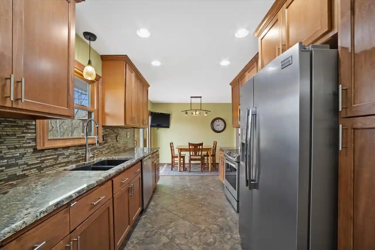 Homes for sale in Franklin, WI | 10456 S 92Nd Street Street, Franklin, WI 53132 | MLS# 1960096