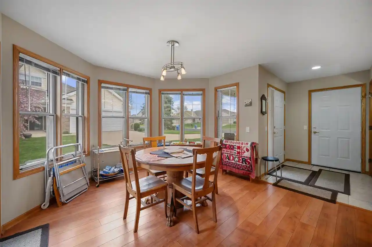4th image of 357 Concord Dr Dr, Oregon, WI 53575 | MLS# 2021982