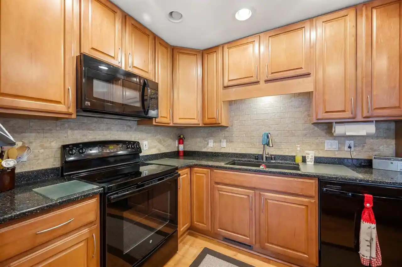 28th image of 357 Concord Dr Dr, Oregon, WI 53575 | MLS# 2021982