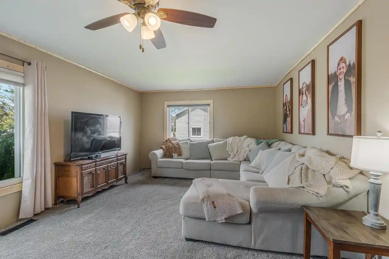 Homes for sale in Winneconne, WI | 127 S 3Rd Street Street, Winneconne, WI 54986 | MLS# 50324579
