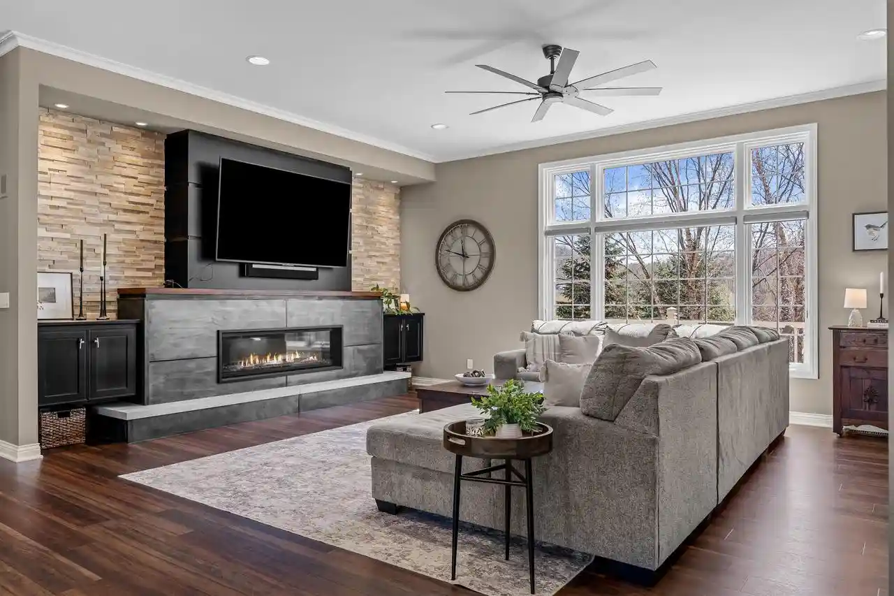 Homes for sale in Onalaska, WI | 1892 Wood Run Pl Pl, Onalaska, WI 54650 | MLS# 1960227