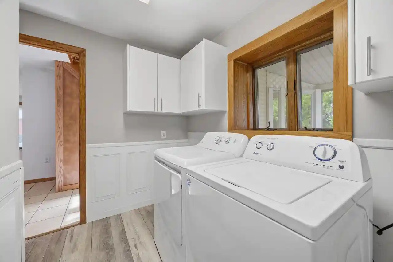 5th image of 2296 Tower Dr Dr, Stoughton, WI 53589 | MLS# 2022025