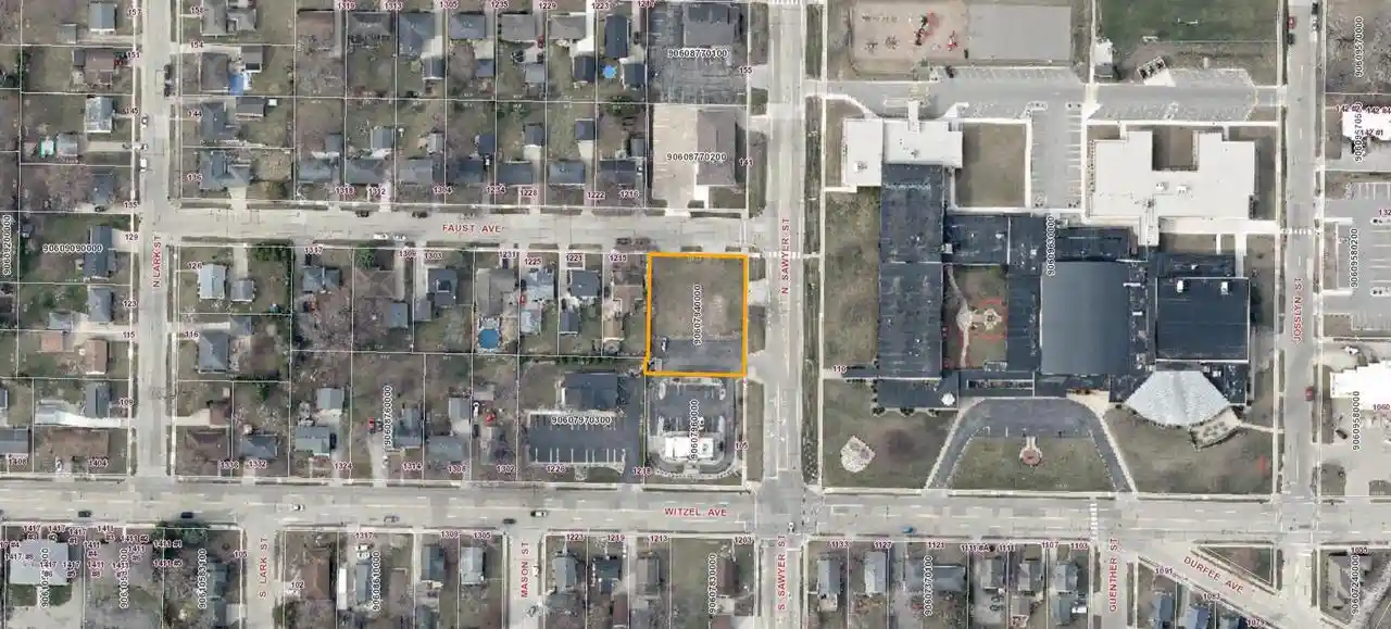 Homes for sale in Oshkosh, WI | 123 N Sawyer Street Street, Oshkosh, WI 54902 | MLS# 50324605