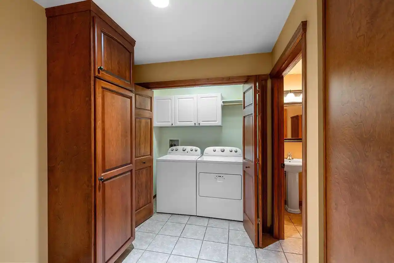 Homes for sale in Green Bay, WI | 1243 Prairie Falcon Trail Trail, Green Bay, WI 54313 | MLS# 50324641