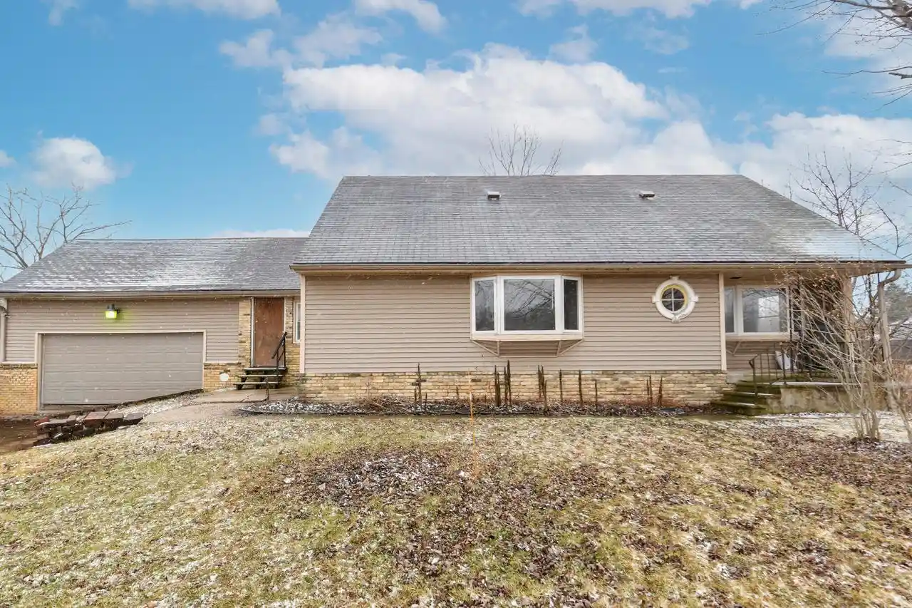 Homes for sale in Milwaukee, WI | 9335 W County Line Road Road #9325, Milwaukee, WI 53224 | MLS# 1960285