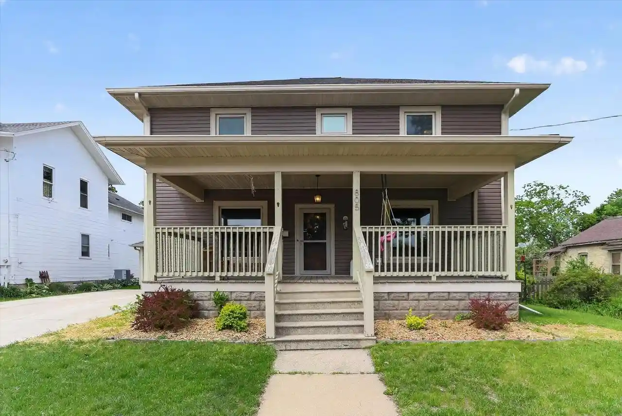Homes for sale in Brodhead, WI | 805 1st Center Avenue Avenue, Brodhead, WI 53520 | MLS# 2022055