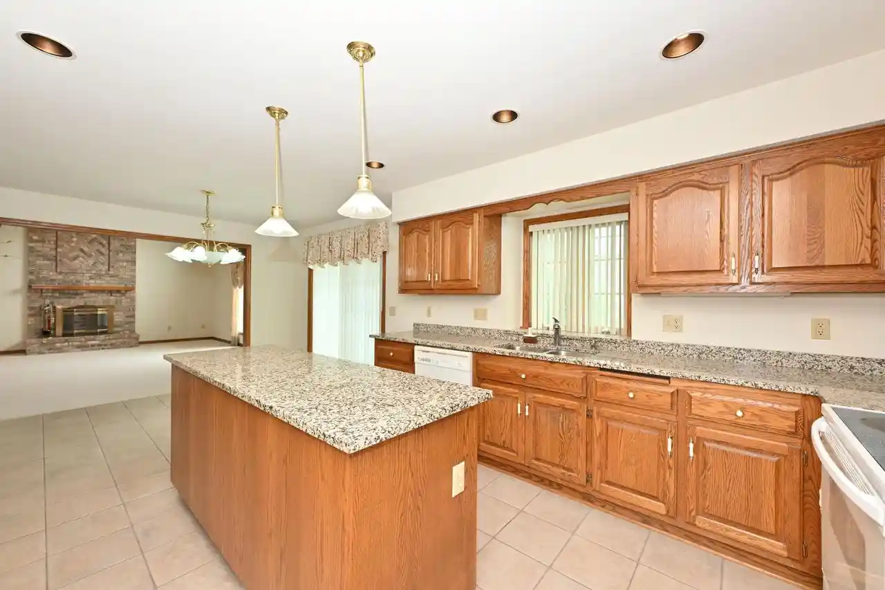 Homes for sale in Muskego, WI | W130S9602 Jimmy Demaret Dr Dr, Muskego, WI 53150 | MLS# 1960289