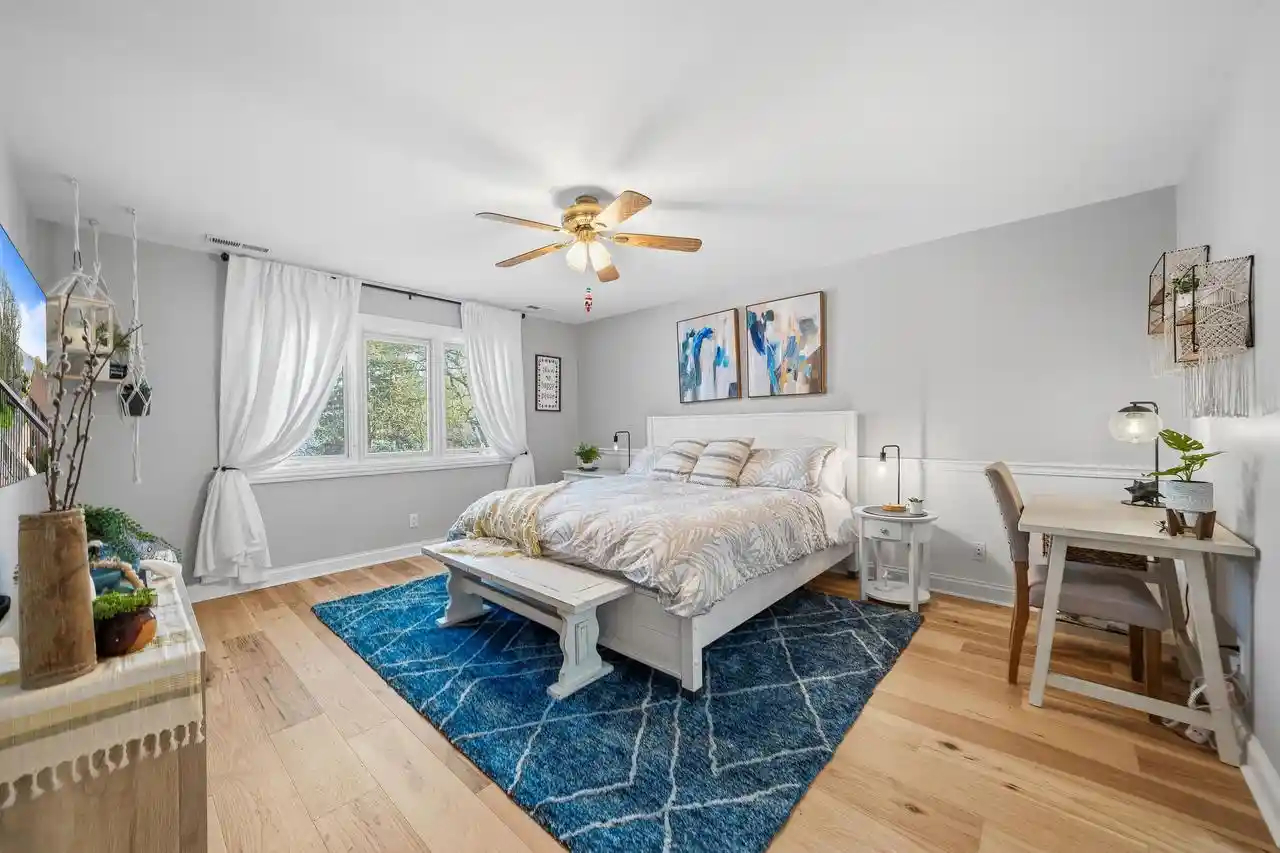 Listing Photo 5 - Condo for sale in building located at 1070 S Lake Shore Dr Dr, Lake Geneva, WI 53147 - Unit #11 2-B