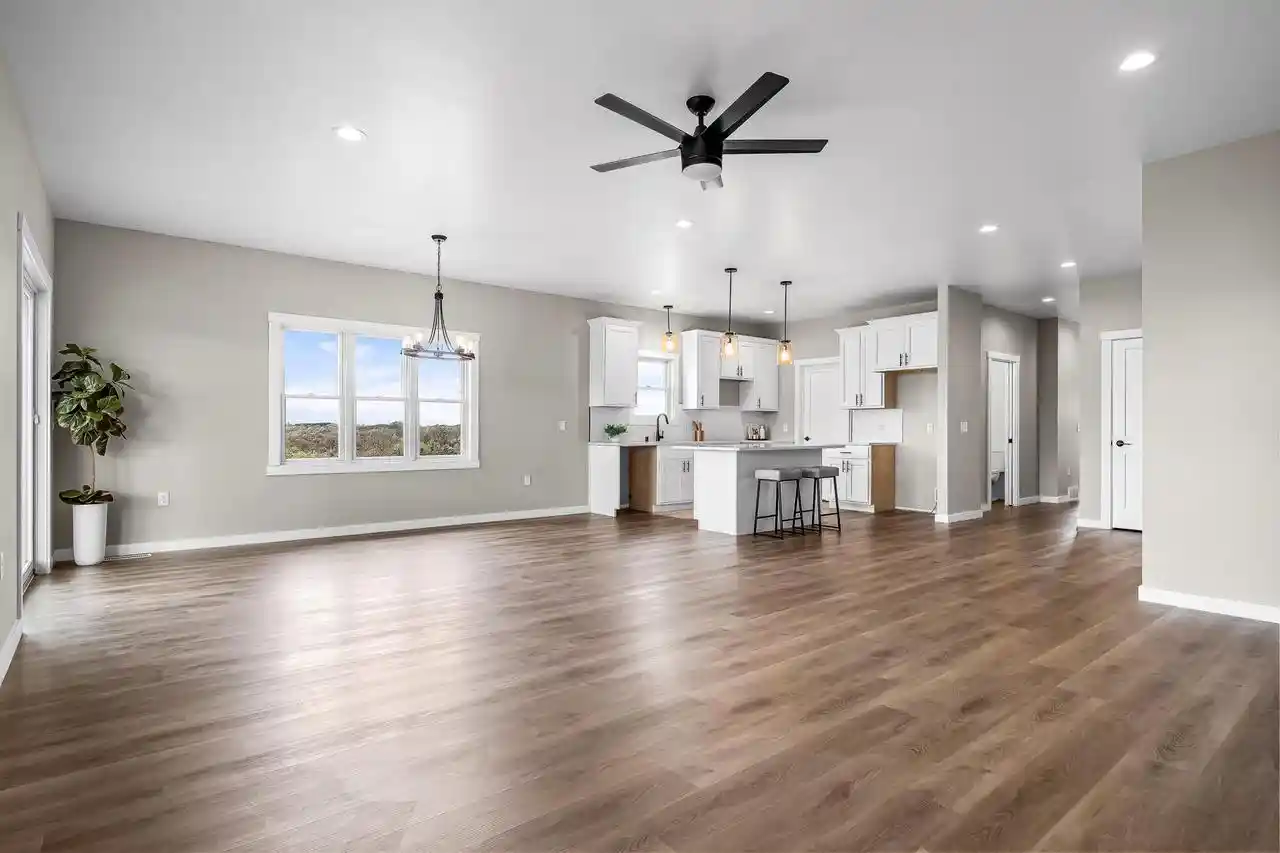 2nd image of W4952 Battlestone Station Rd Rd, La Crosse, WI 54601