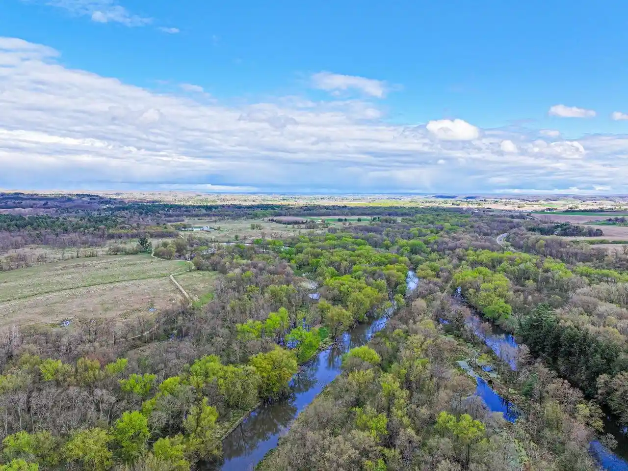 3rd image of 10054 Acres Katuin Road Road, La Valle, WI 53941 | MLS# 2022091