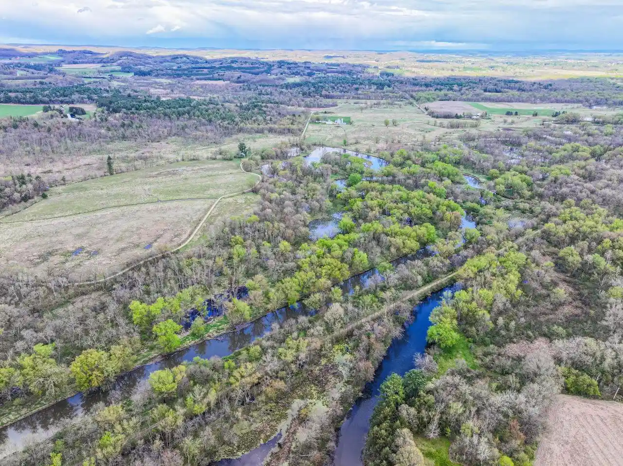 5th image of 10054 Acres Katuin Road Road, La Valle, WI 53941 | MLS# 2022091