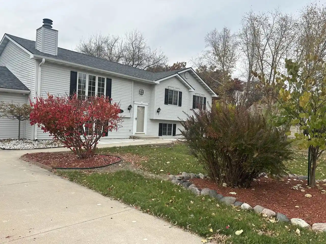 Homes for sale in Franklin, WI | 7765 S Mission Dr Dr, Franklin, WI 53132 | MLS# 1960396