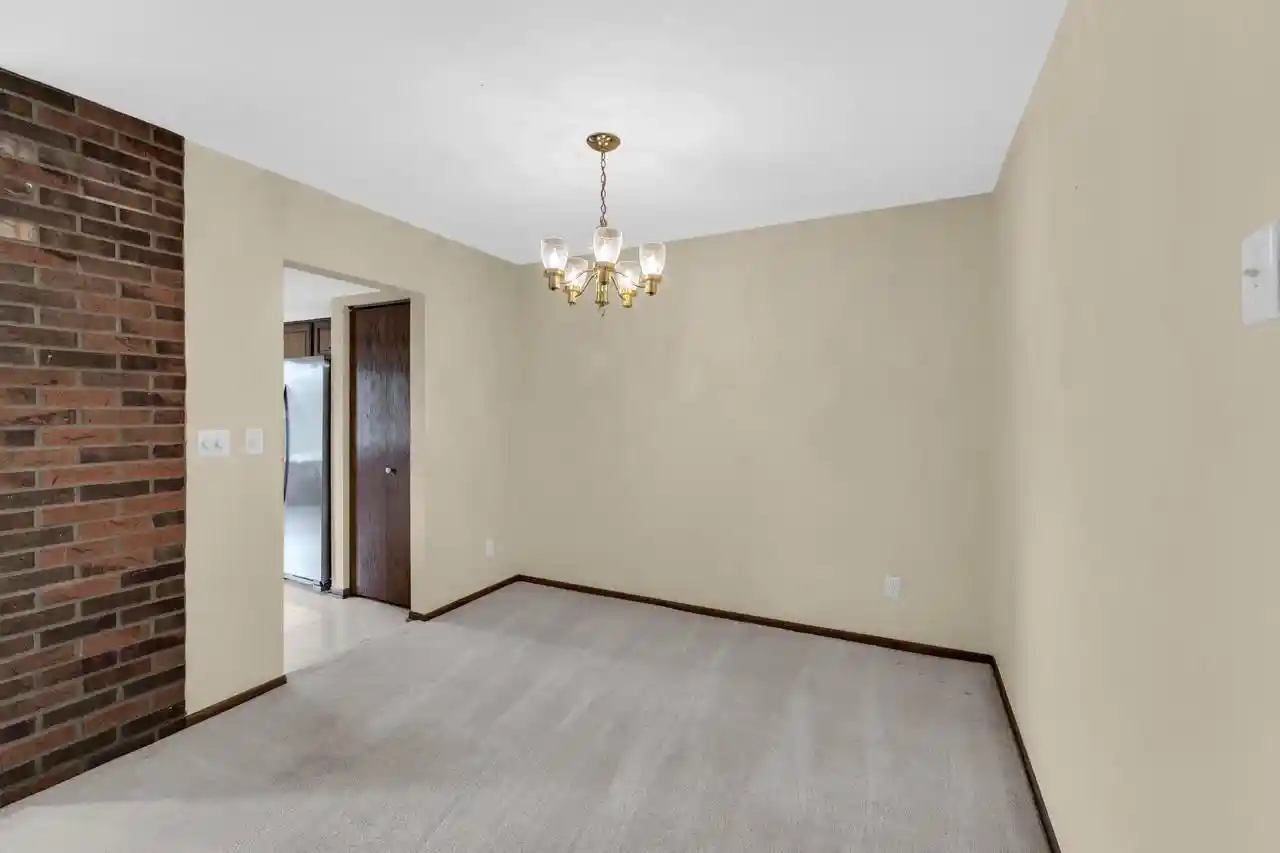 Homes for sale in Lake Geneva, WI | 709 S Lake Shore Dr Dr #4H, Lake Geneva, WI 53147 | MLS# 1960416