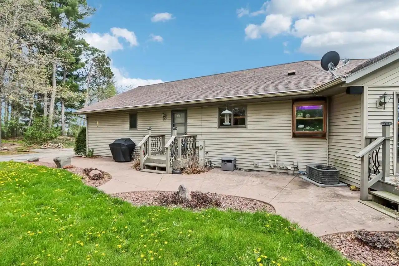 Homes for sale in Reedsburg, WI | 402 Derby Row Row, Reedsburg, WI 53959 | MLS# 2022101