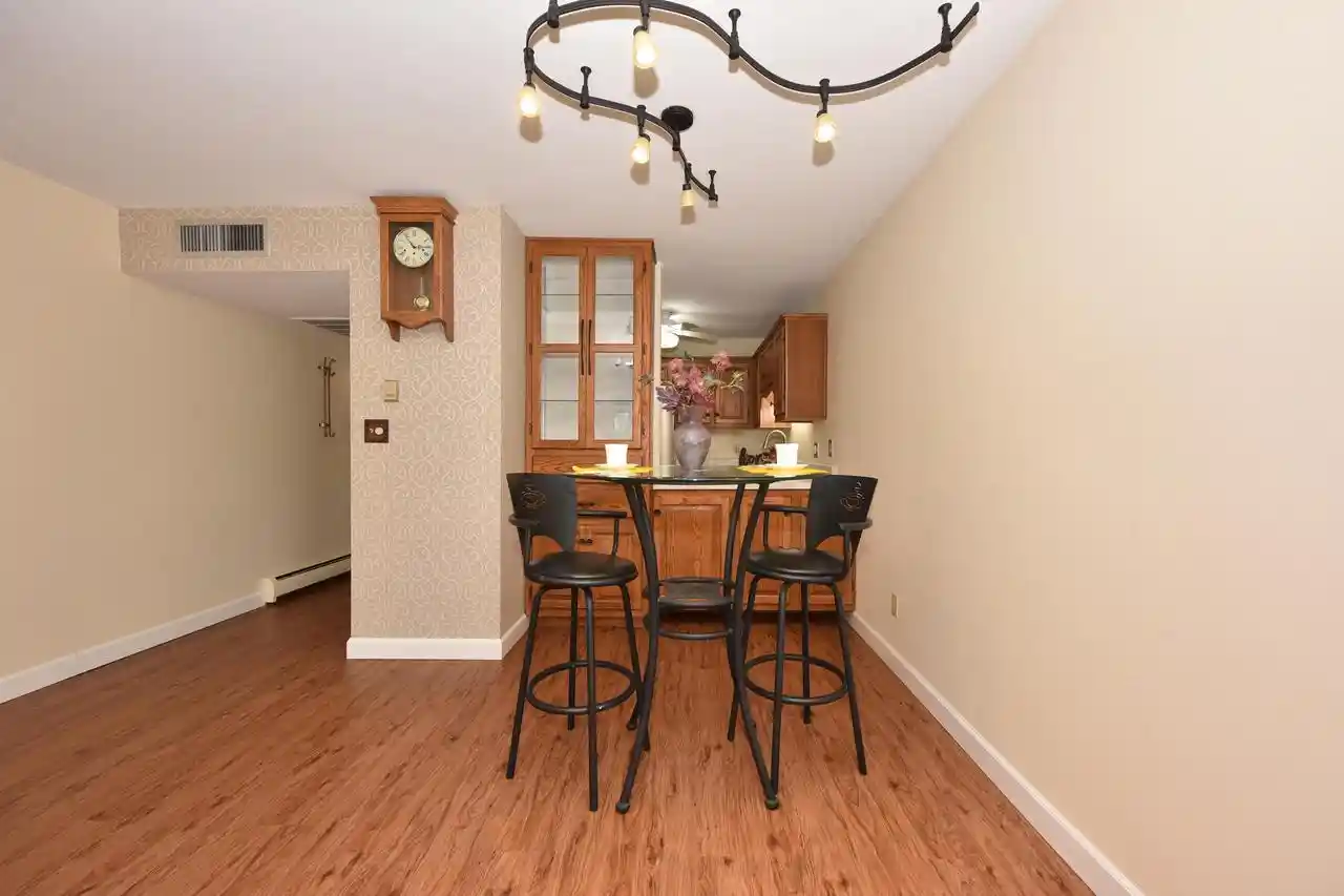 Homes for sale in Milwaukee, WI | 11937 W Appleton Avenue Avenue, Milwaukee, WI 53224 | Houzeo