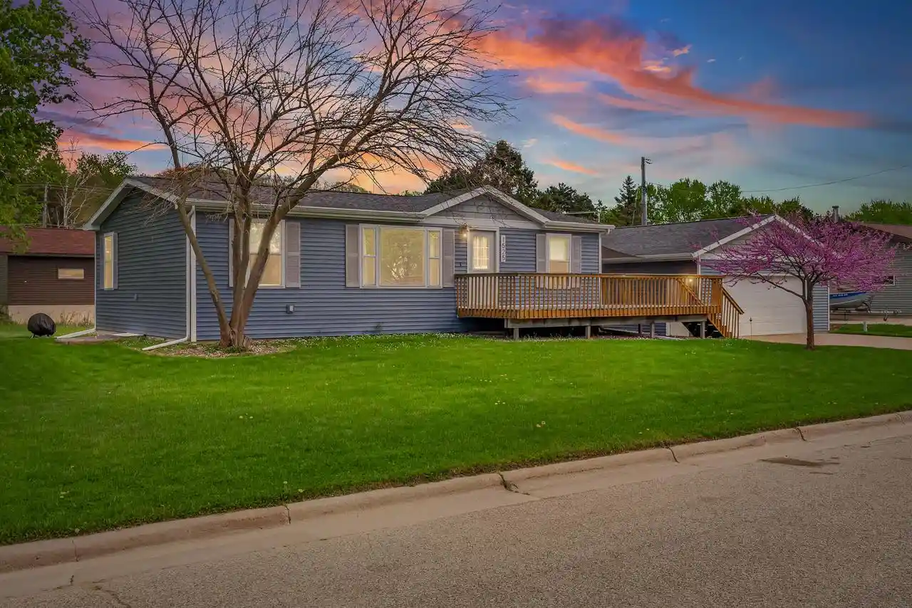 Homes for sale in Holmen, WI | 1525 Holley Street Street, Holmen, WI 54636 | MLS# 1960433