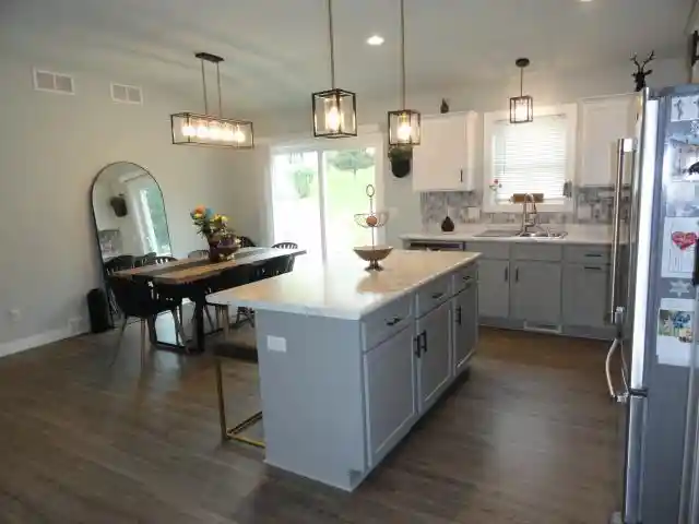Photo 4 of Single family home for sale at 525 Eagle Ridge Ln, Portage, WI 53901 | MLS# 2022109 | Listing updated on 2026-10-05