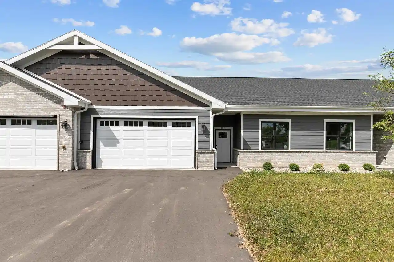 Homes for sale in Menasha, WI | 3026 Community Way Way, Menasha, WI 54952 | MLS# 50324684