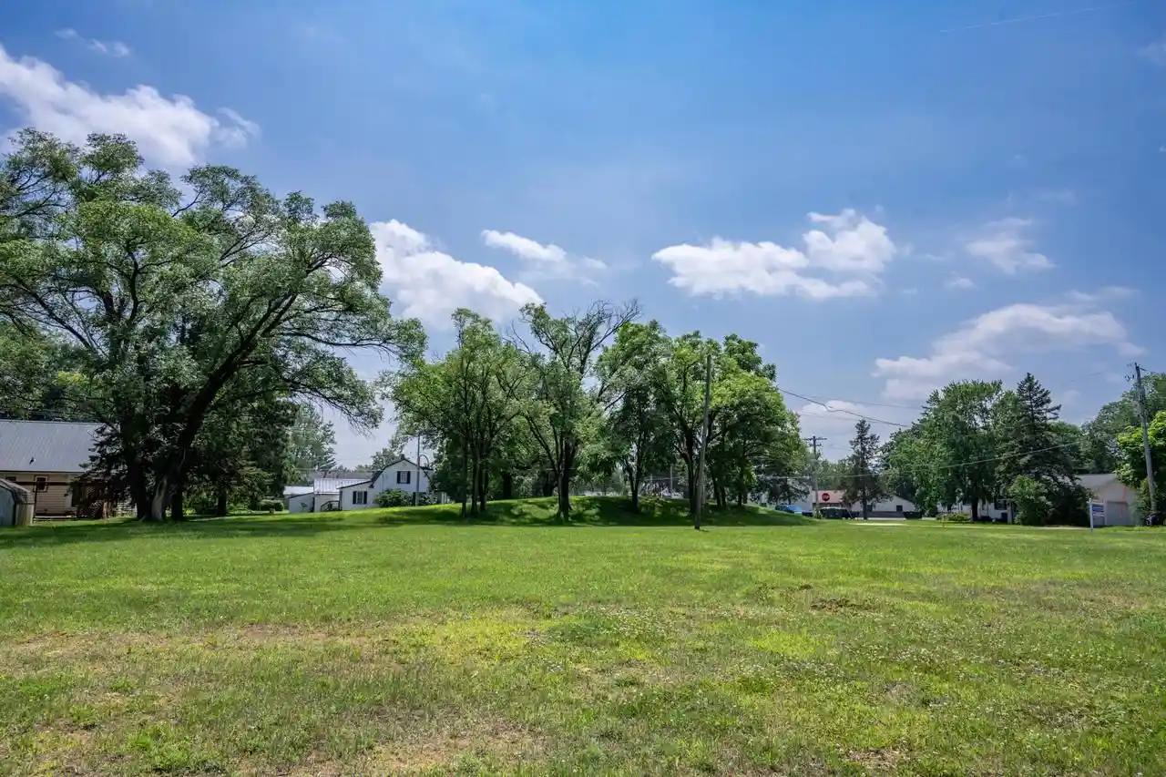 Homes for sale in Mauston, WI | 16 Acres Prospect And Lincoln Street Street, Mauston, WI 53948 | MLS# 2022188
