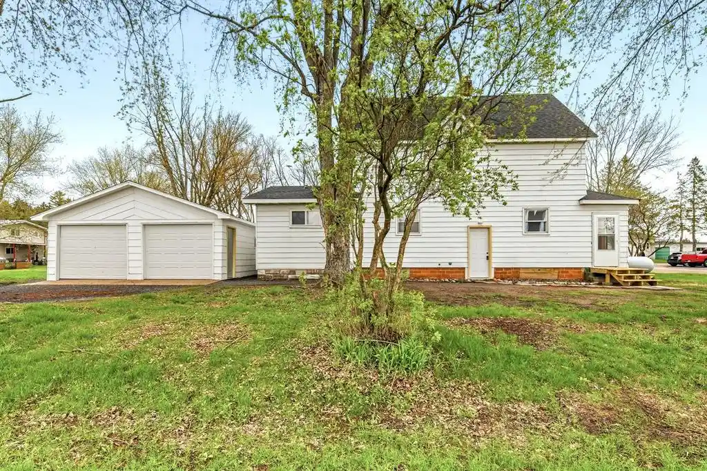 Homes for sale in Gilman, WI | 105 E Crumb Street Street, Gilman, WI 54433 | MLS# 1600336