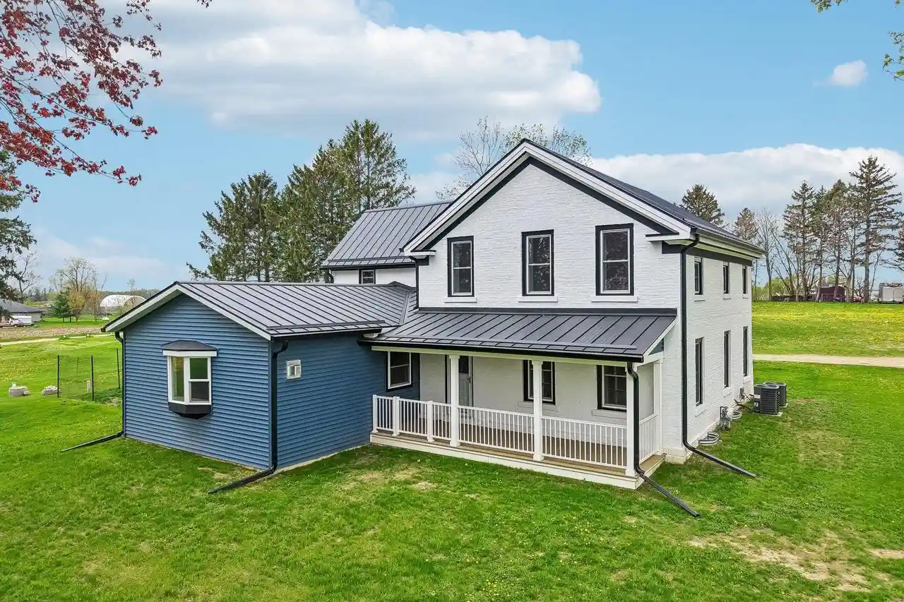 1st image of 5833 Town Hall Dr Dr, Sun Prairie, WI 53590 | MLS# 2022215
