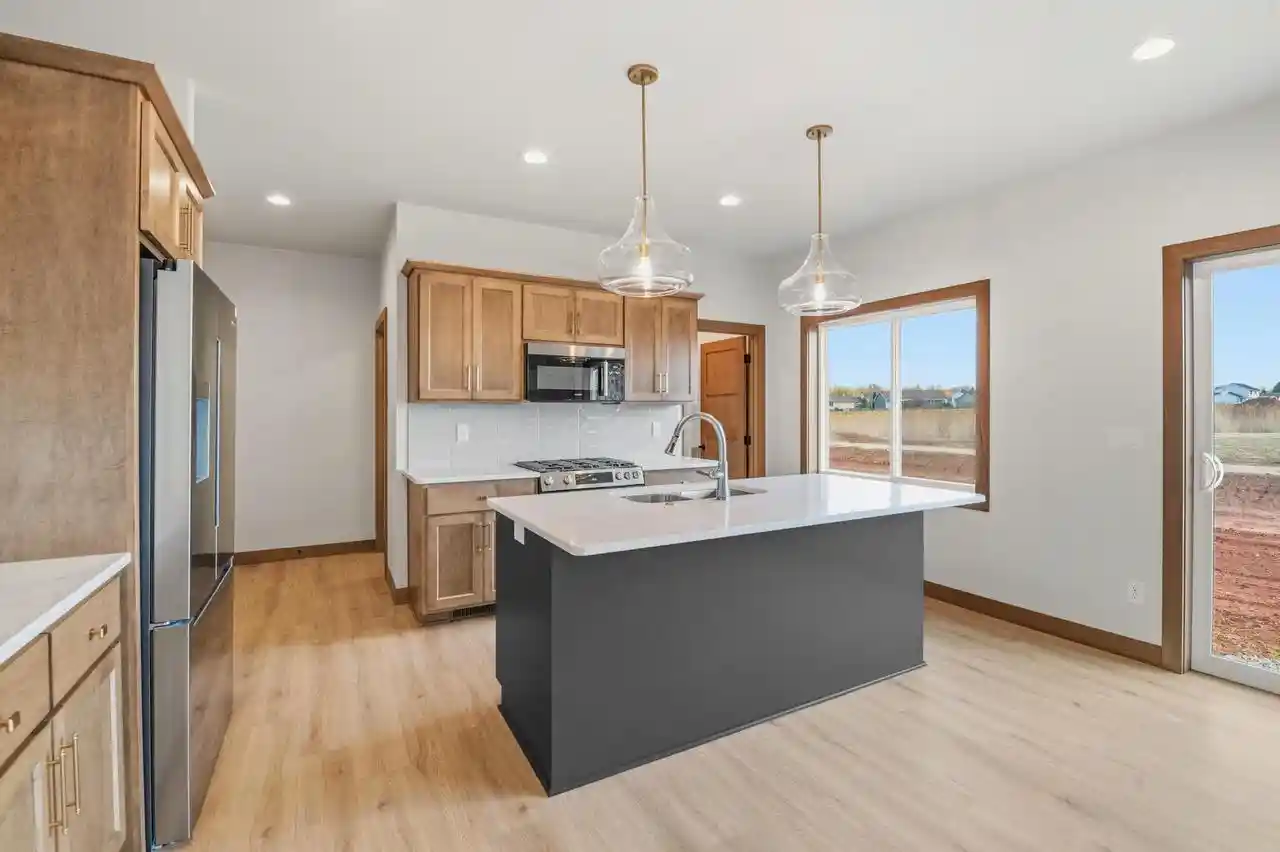 5th image of 1825 Servant Way Way, Green Bay, WI 54311 | MLS# 50324752