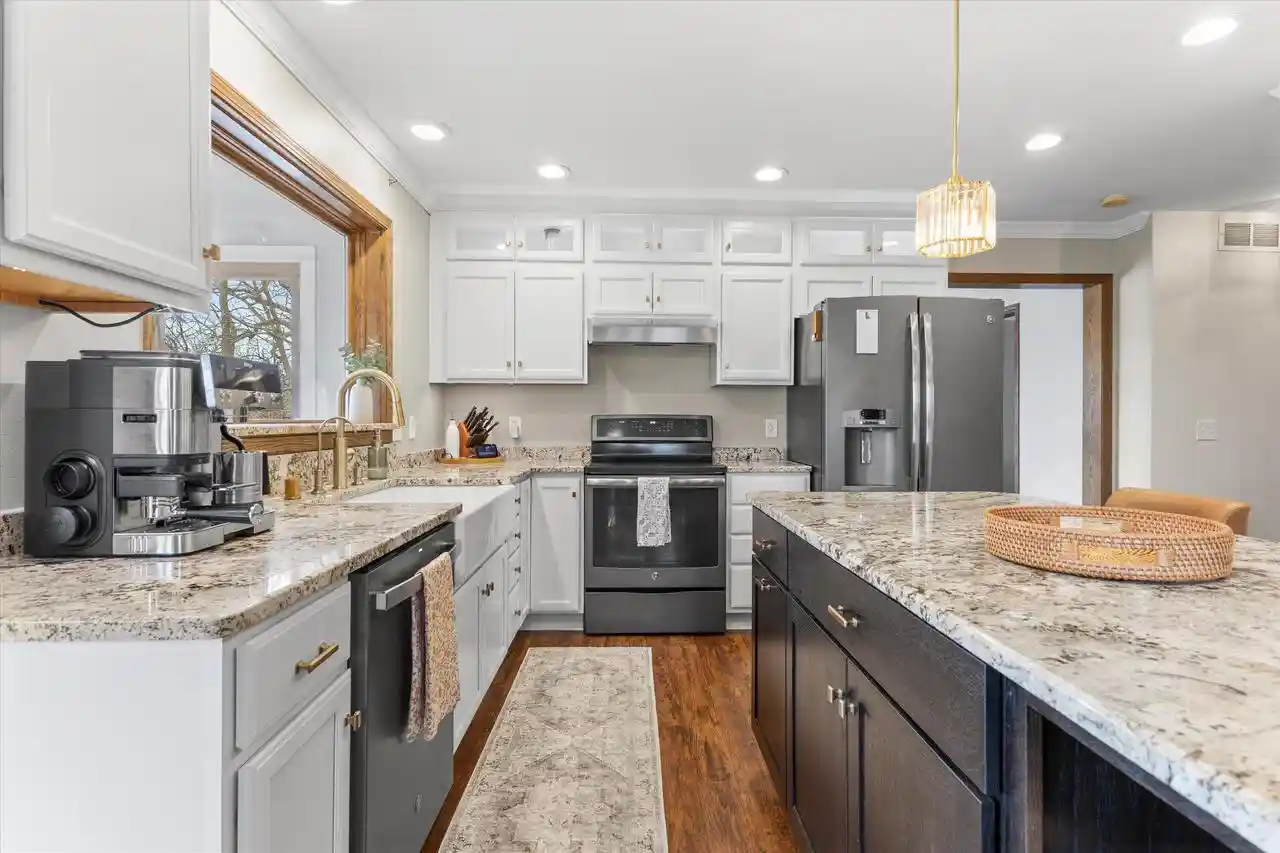 Homes for sale in Waterford, WI | 26041 Deer Ridge Trail Trail, Waterford, WI 53185 | MLS# 1960720