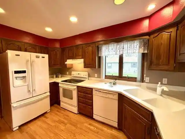 31st image of 226 Beechwood Dr Dr, Janesville, WI 53548 | MLS# 2022343