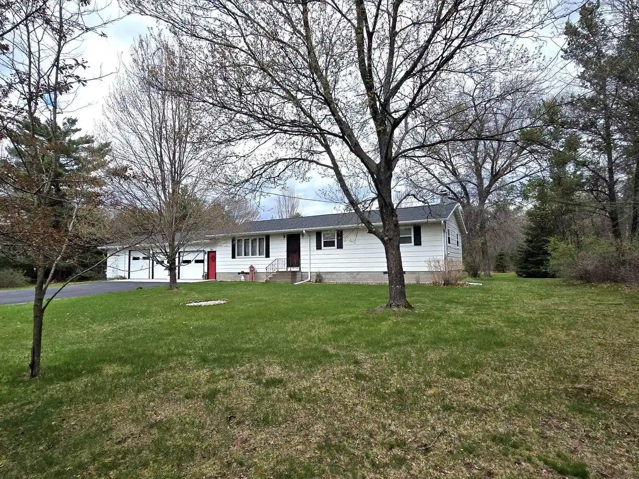 Homes for sale in Wisconsin Rapids, WI | 4251 Mill Avenue Avenue, Wisconsin Rapids, WI 54494 | MLS# 22601823