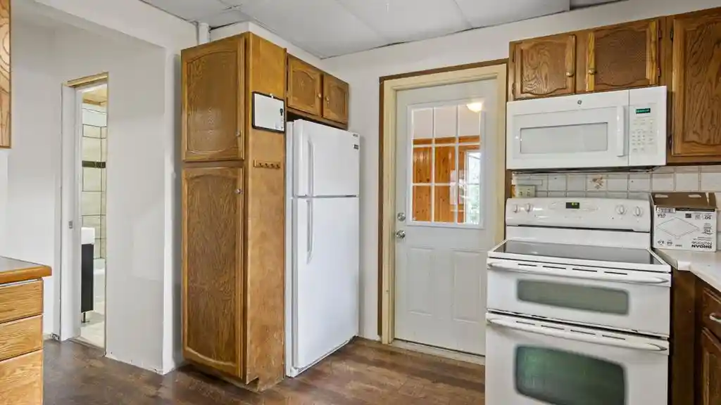 Homes for sale in Chippewa Falls, WI | 113 W Linden Street Street, Chippewa Falls, WI 54729 | MLS# 1600559