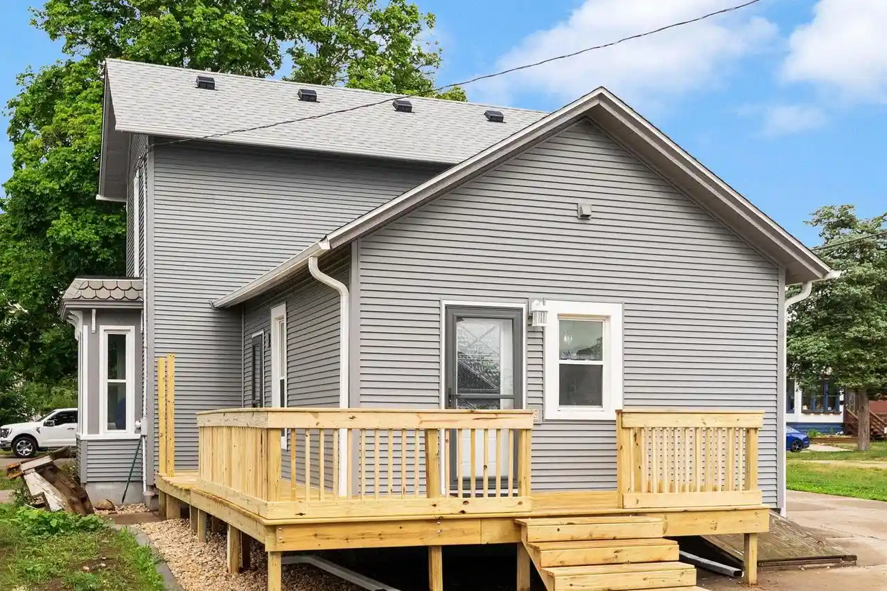 Homes for sale in Evansville, WI | 122 S 1St Street Street, Evansville, WI 53536 | MLS# 2022347