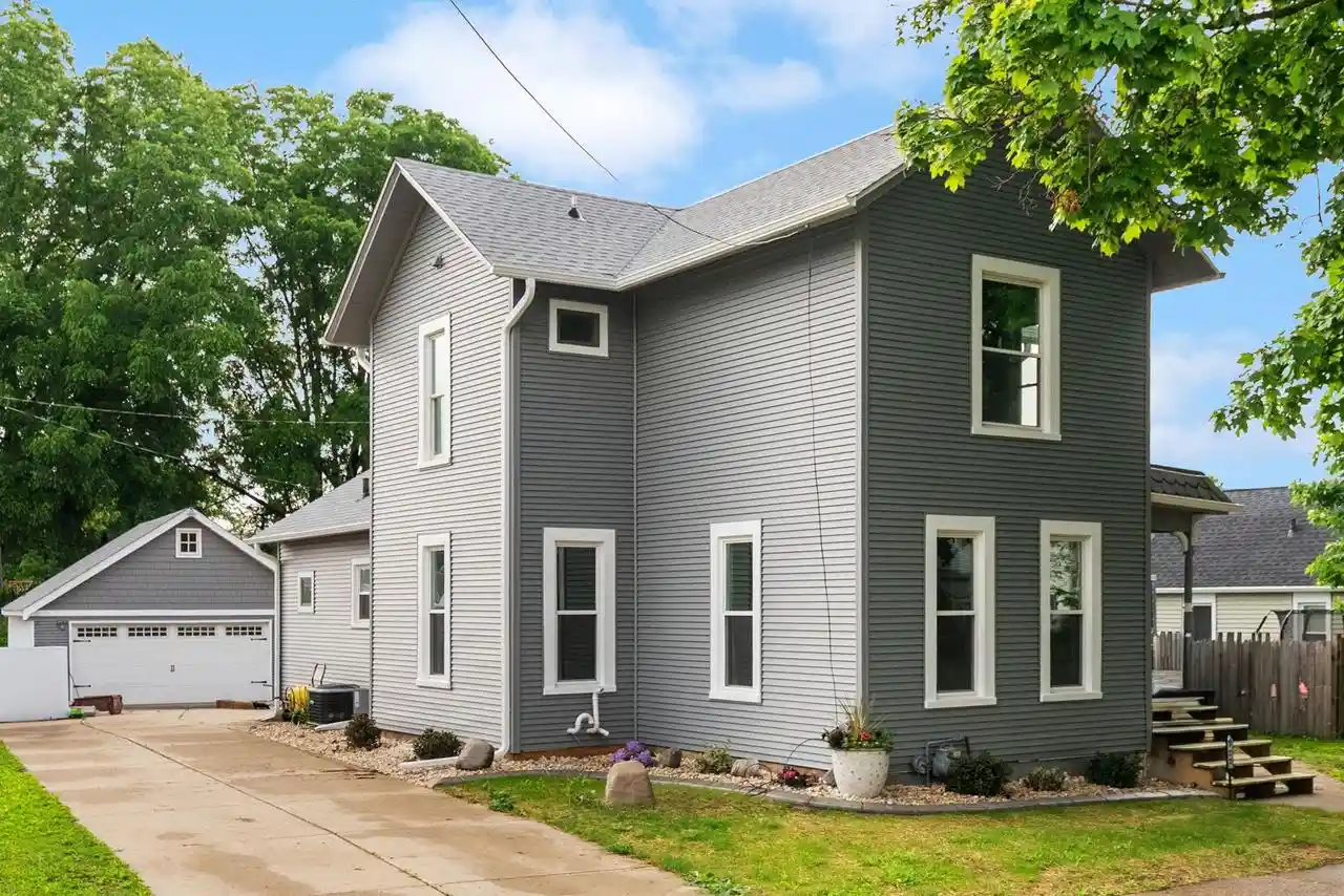 Homes for sale in Evansville, WI | 122 S 1st Street Street, Evansville, WI 53536 | MLS# 2022347