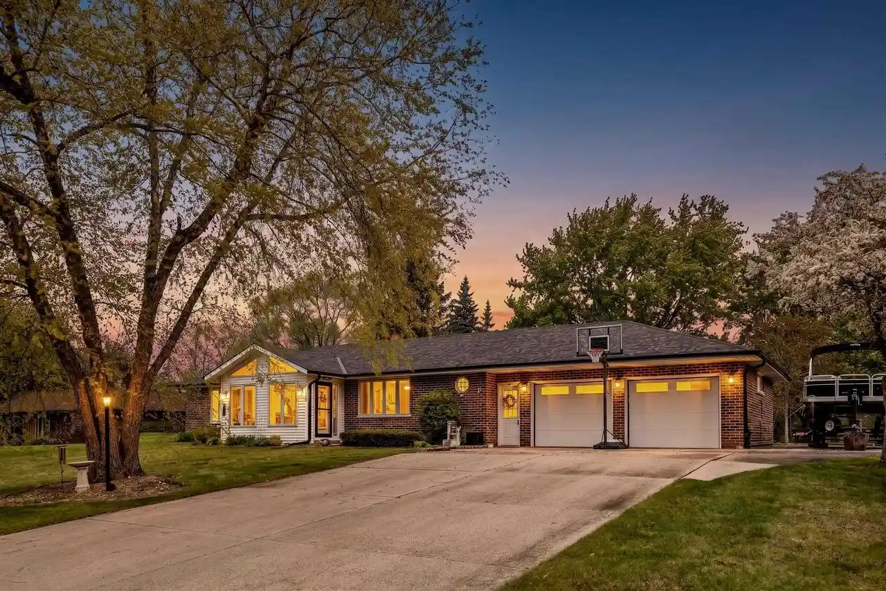 Homes for sale in Green Lake, WI | 388 Palmer Avenue Avenue, Green Lake, WI 54941 | MLS# 2022372