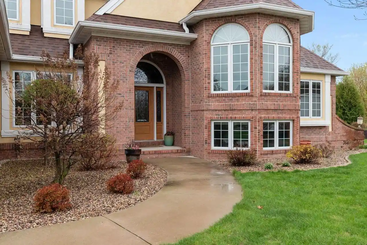 Homes for sale in Appleton, WI | 6709 N Gullwing Court Court, Appleton, WI 54913 | MLS# 50324797