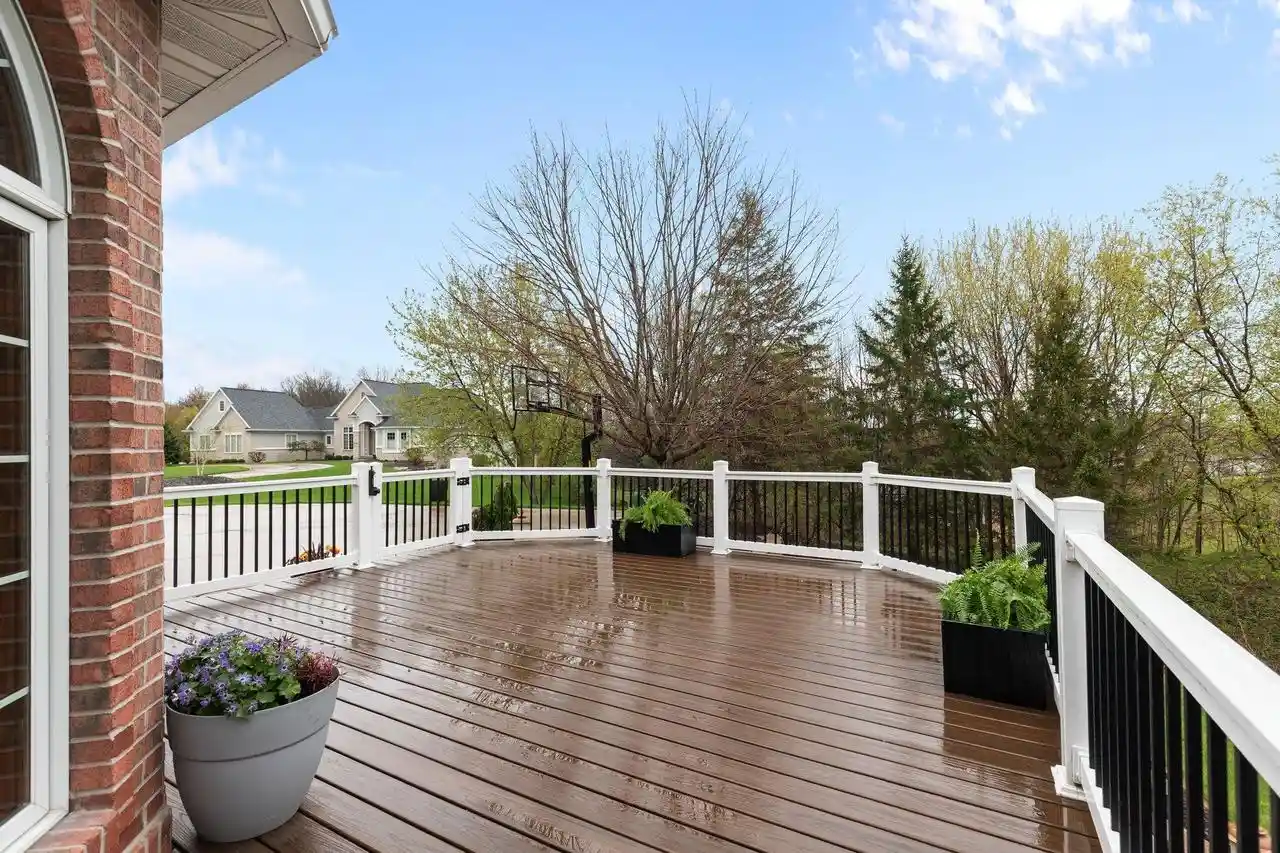 Homes for sale in Appleton, WI | 6709 N Gullwing Court Court, Appleton, WI 54913 | MLS# 50324797