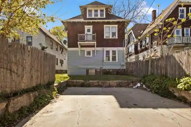 Photo 2 of Multi family home for sale at 2560 N 41st Street Street #2562, Milwaukee, WI 53210 | MLS# 1960856 | Listing updated on 2026-10-20