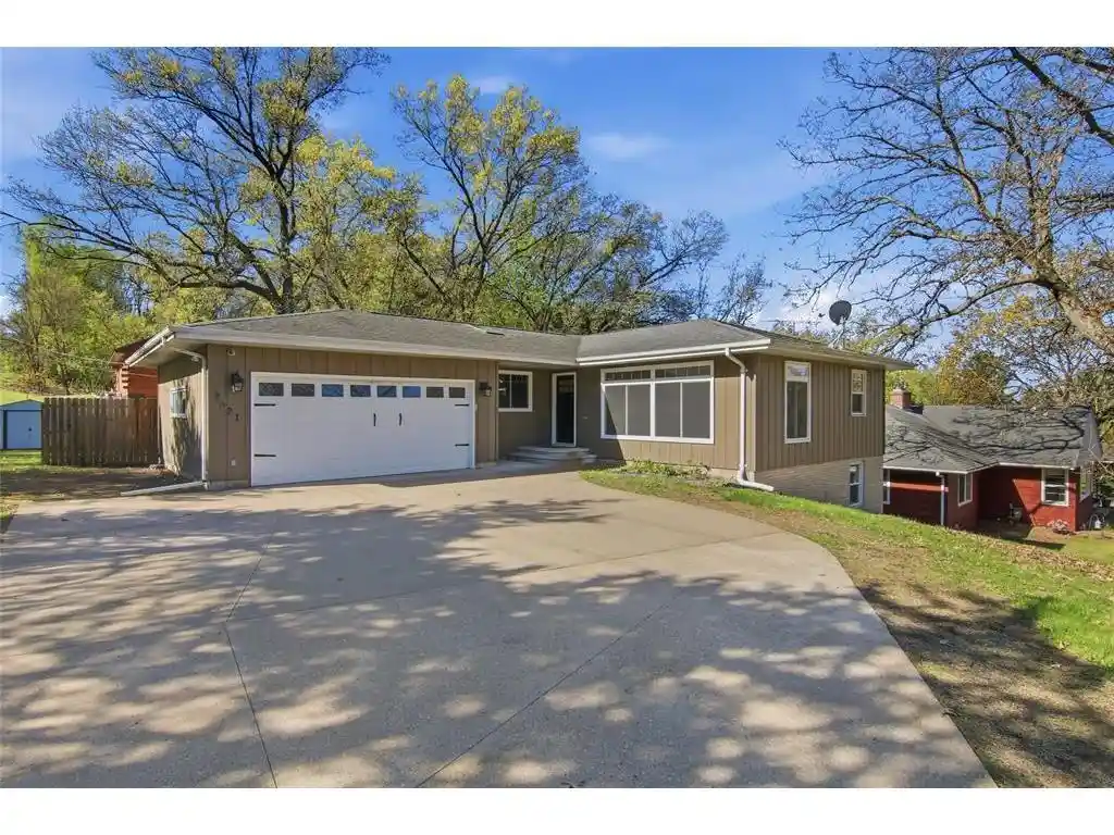 Photo 1 of Sale Pending at 2921 La Salle Street Street, Eau Claire, WI 54703 | MLS# 7067700 | Listing updated on 2026-08-29