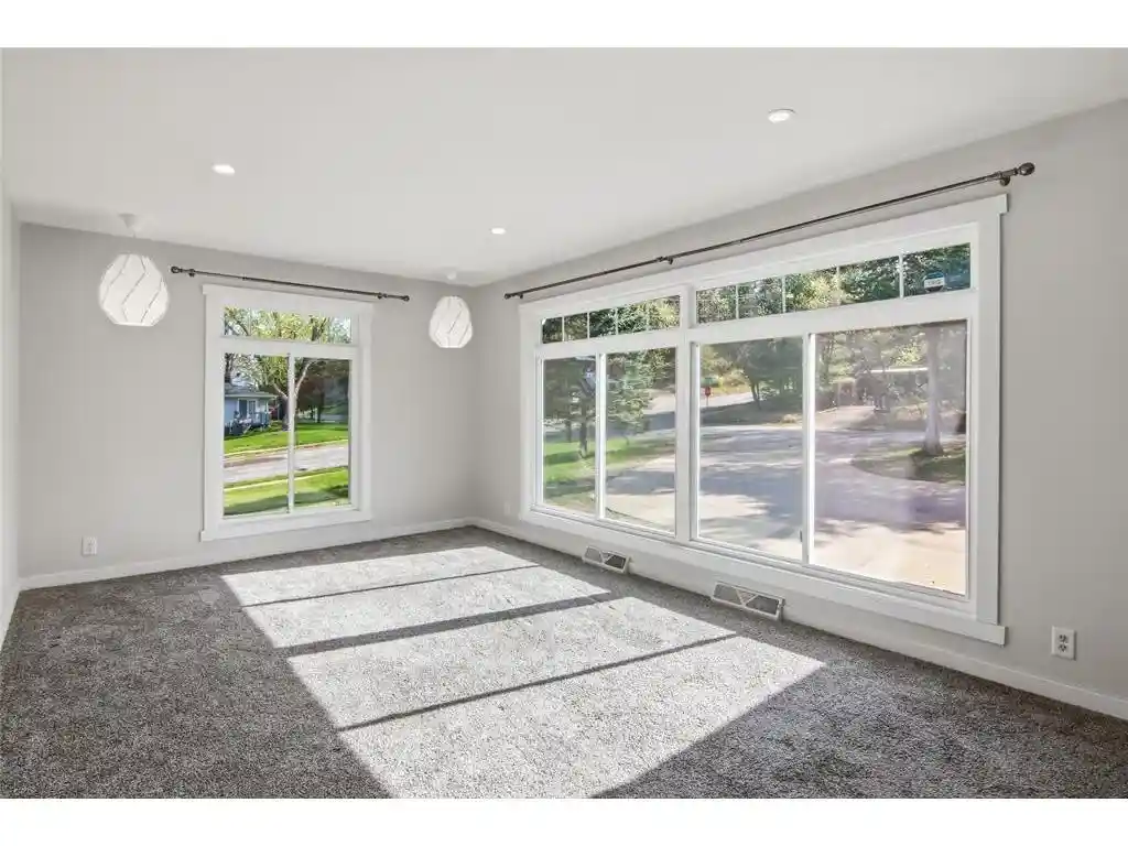 Photo 4 of Sale Pending at 2921 La Salle Street Street, Eau Claire, WI 54703 | MLS# 7067700 | Listing updated on 2026-08-29