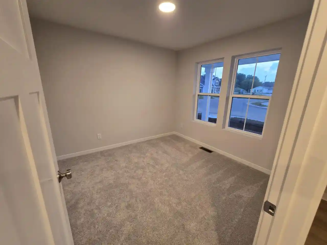 5th image of 636 Harvest Lane Lane, Hartford, WI 53027 | MLS# 1961025
