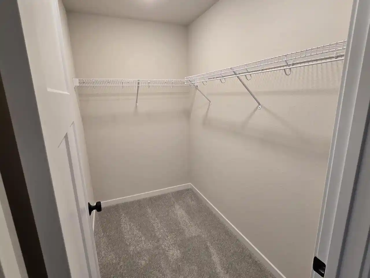 19th image of W219n16225 Primrose Court Court, Jackson, WI 53037 | MLS# 1961028