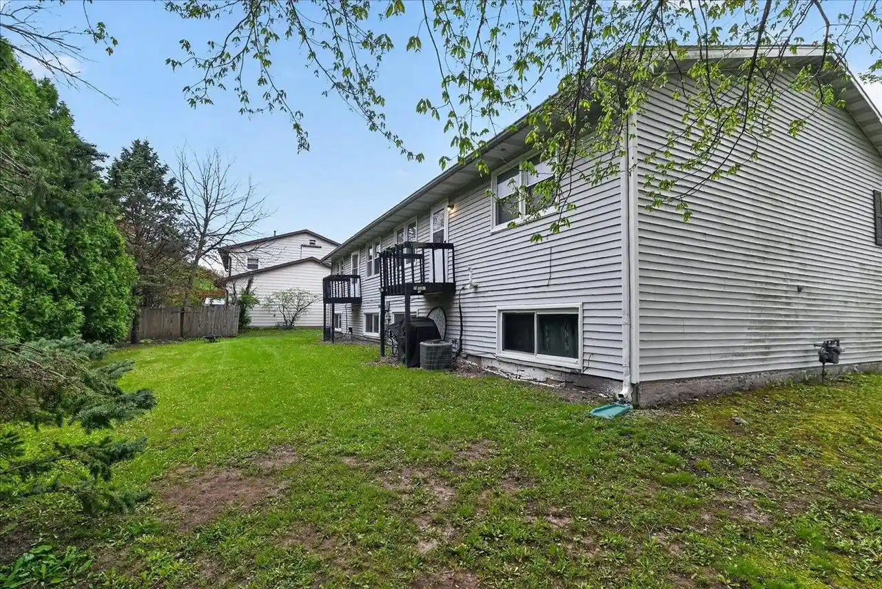 2nd image of 2660 2658 Chesapeake Dr Dr, Fitchburg, WI 53719 | MLS# 2022519