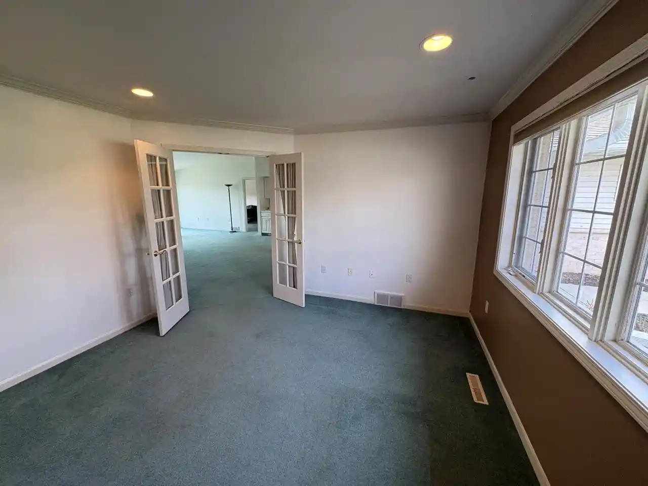 5th image of 1534 River Pines Dr Dr, Green Bay, WI 54311 | MLS# 1961071